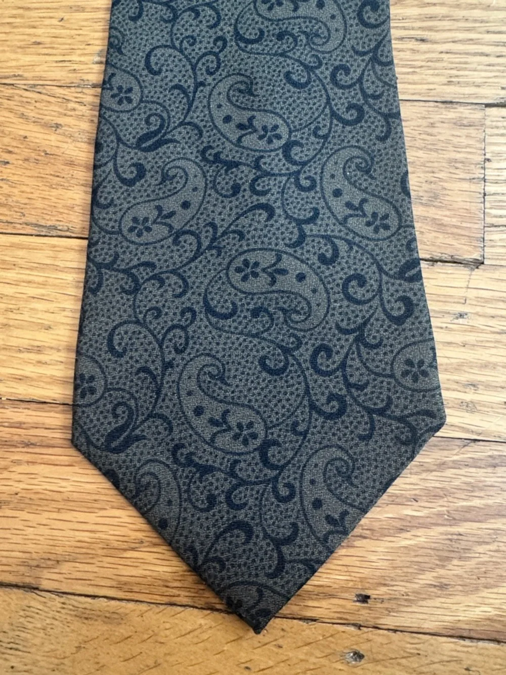 Olive Men's Tie Set